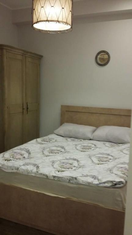 Apartament Luka Батуми Екстериор снимка